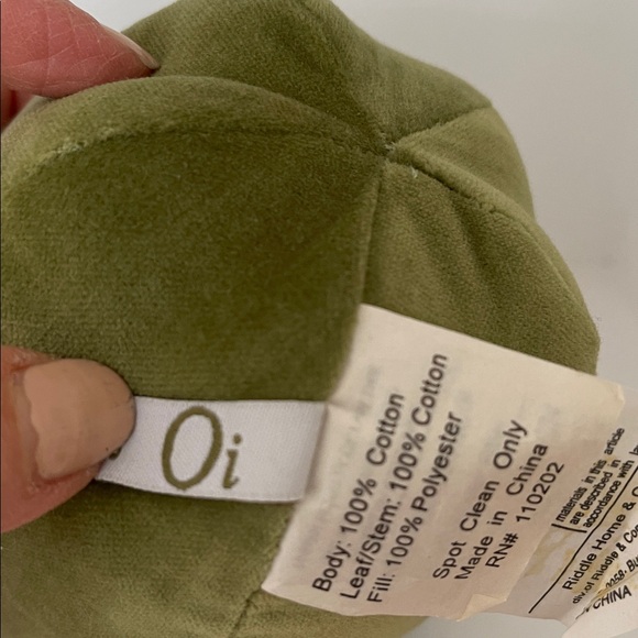 Oi San Francisco Vintage 2000s Green Olive Pillow; dirty martini decor 🫒🍸 - Picture 6 of 6